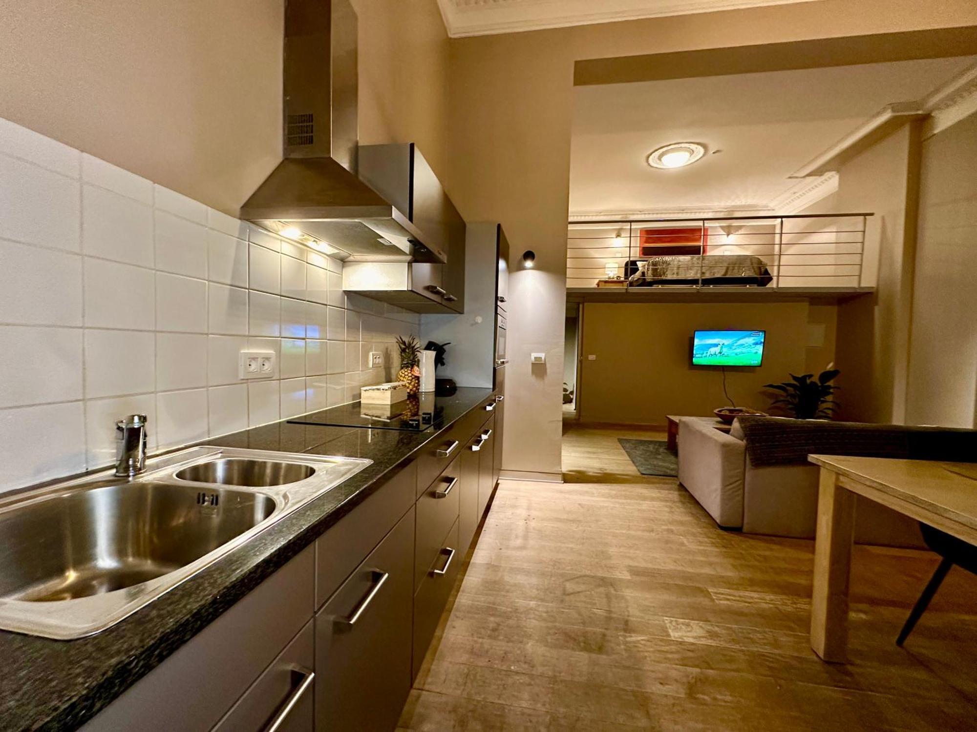 Luxury Suites Castel By Rikas Hotels Antwerpen Eksteriør billede